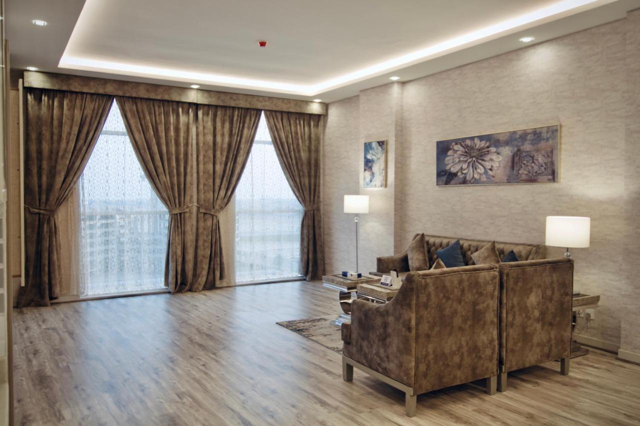 Veliton Hotel Ал Хубар Екстериор снимка